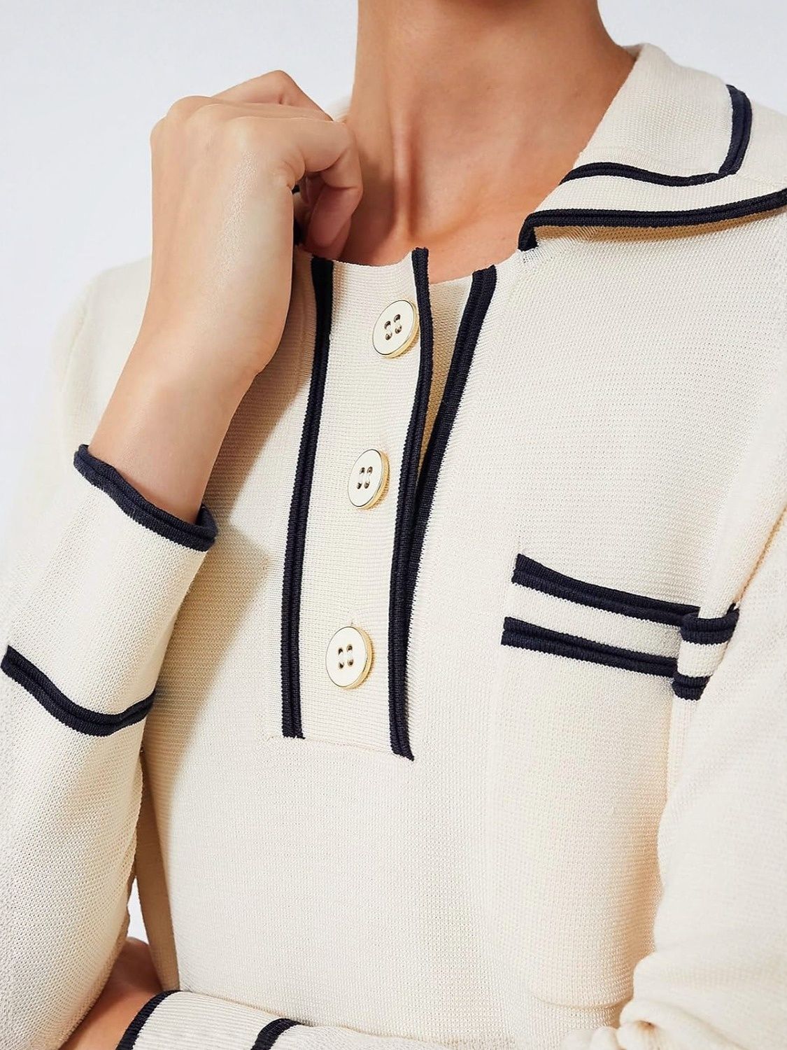 Yexpine Contrast Collar Knit Shift Dress