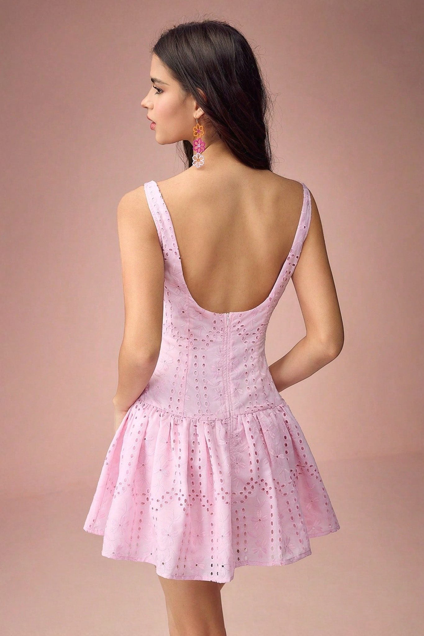 Ezabutus Solid Color Sleeveless Pleated Casual Dress