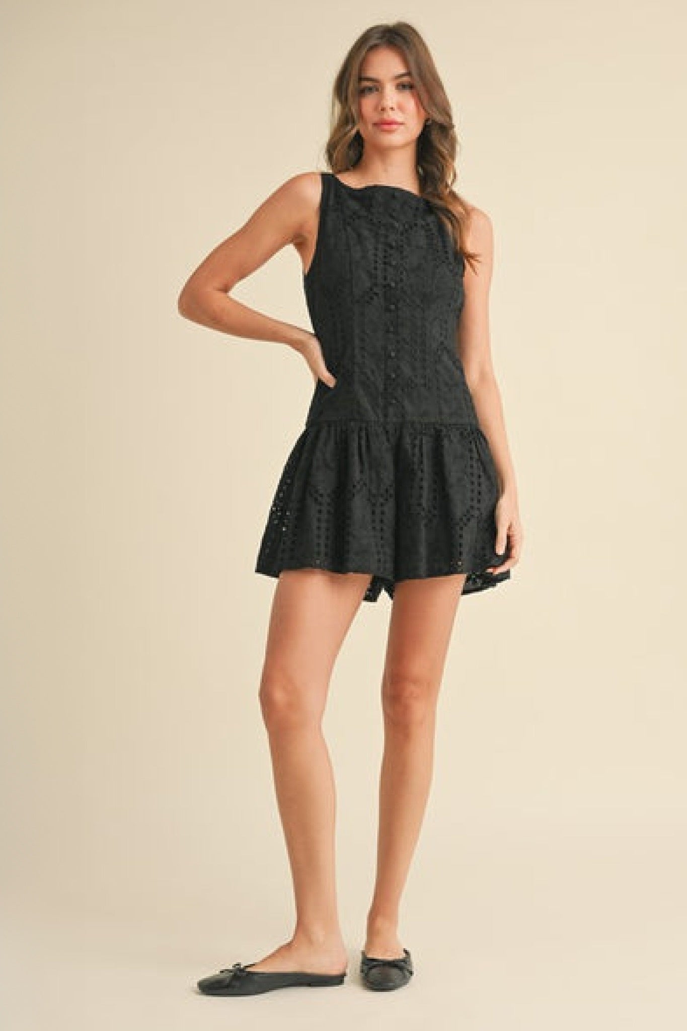 Ezabutus Solid Color Sleeveless Pleated Casual Dress