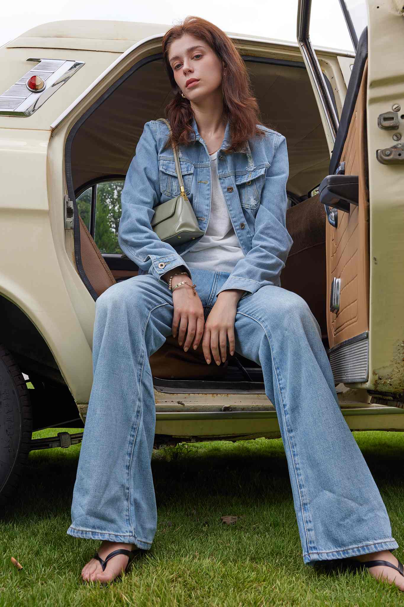 Kedera Ripped Long Sleeve Denim Jackets
