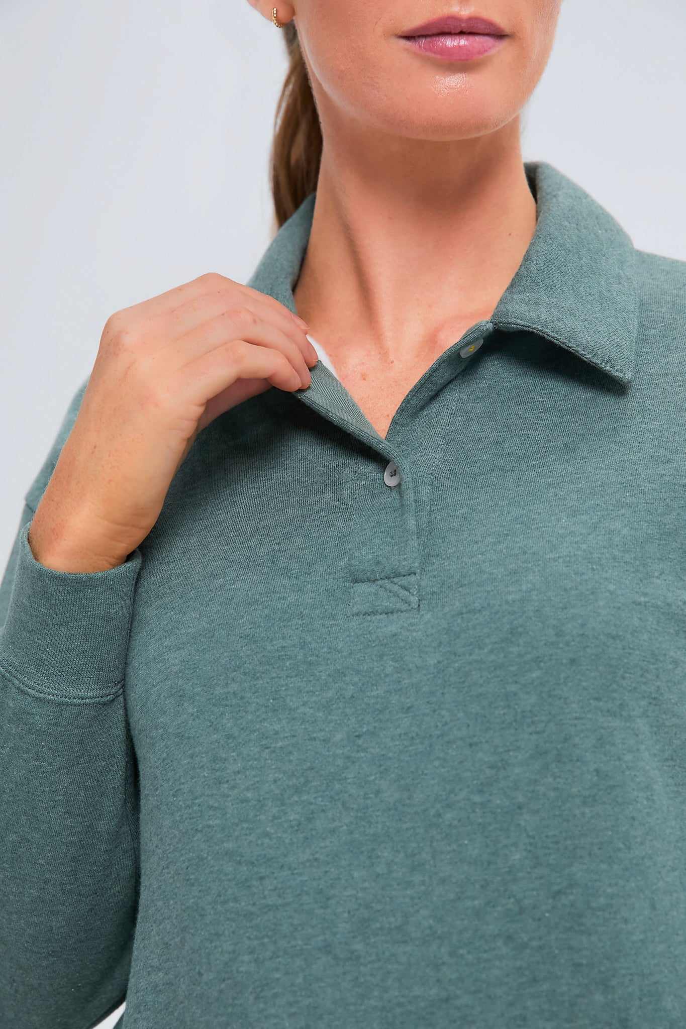 Leisure Collared Green Pullover Sweatshirt