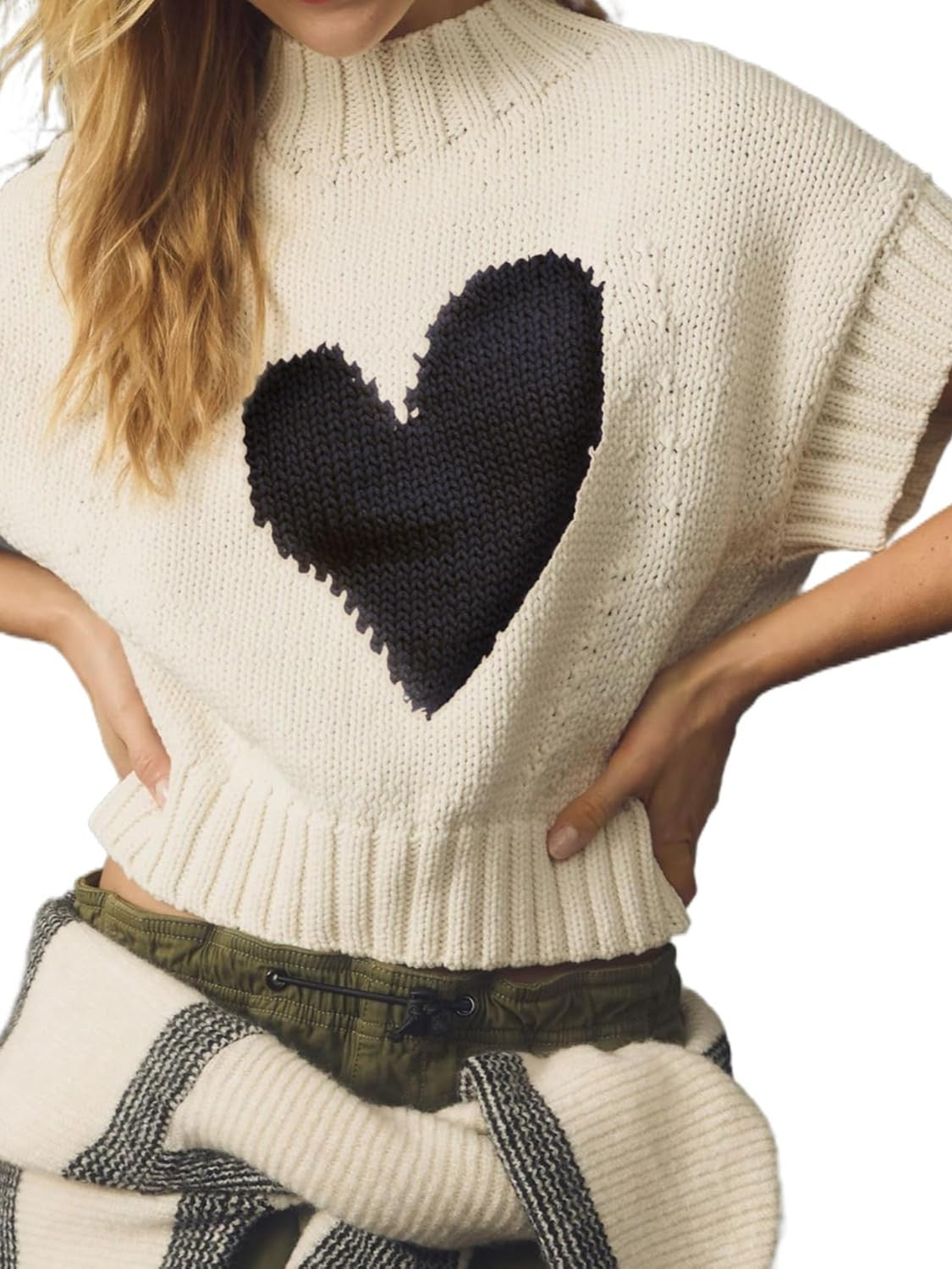 Kedera Lightweight Heart Short Sleeve Knit Top