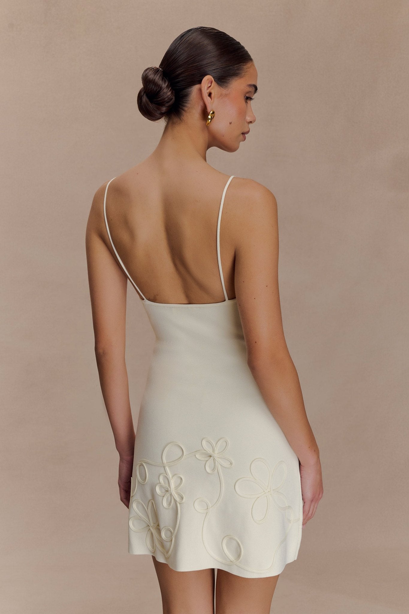 Ezabutus Floral Embroidered Knit Mini Dress – Pink & Ivory