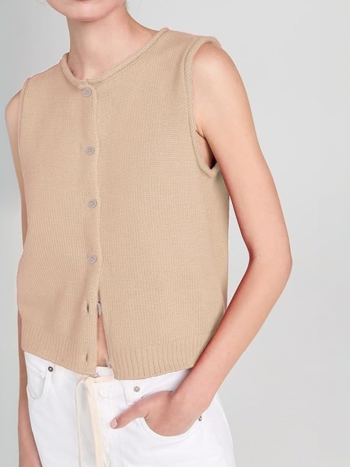 Ezapine Button Down Knit Vest – Sleeveless & Fitted