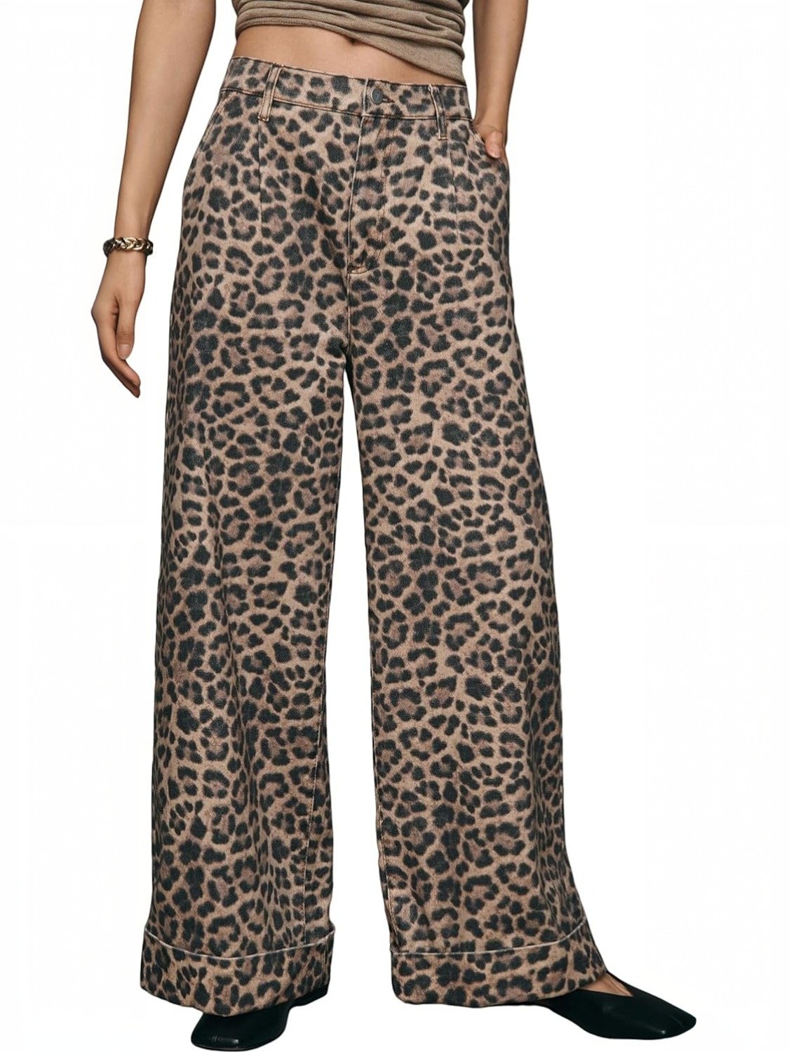 Lifeshe Mid Rise Baggy Leopard Jeans