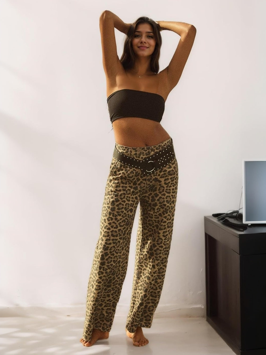 Lifeshe Mid Rise Baggy Leopard Jeans