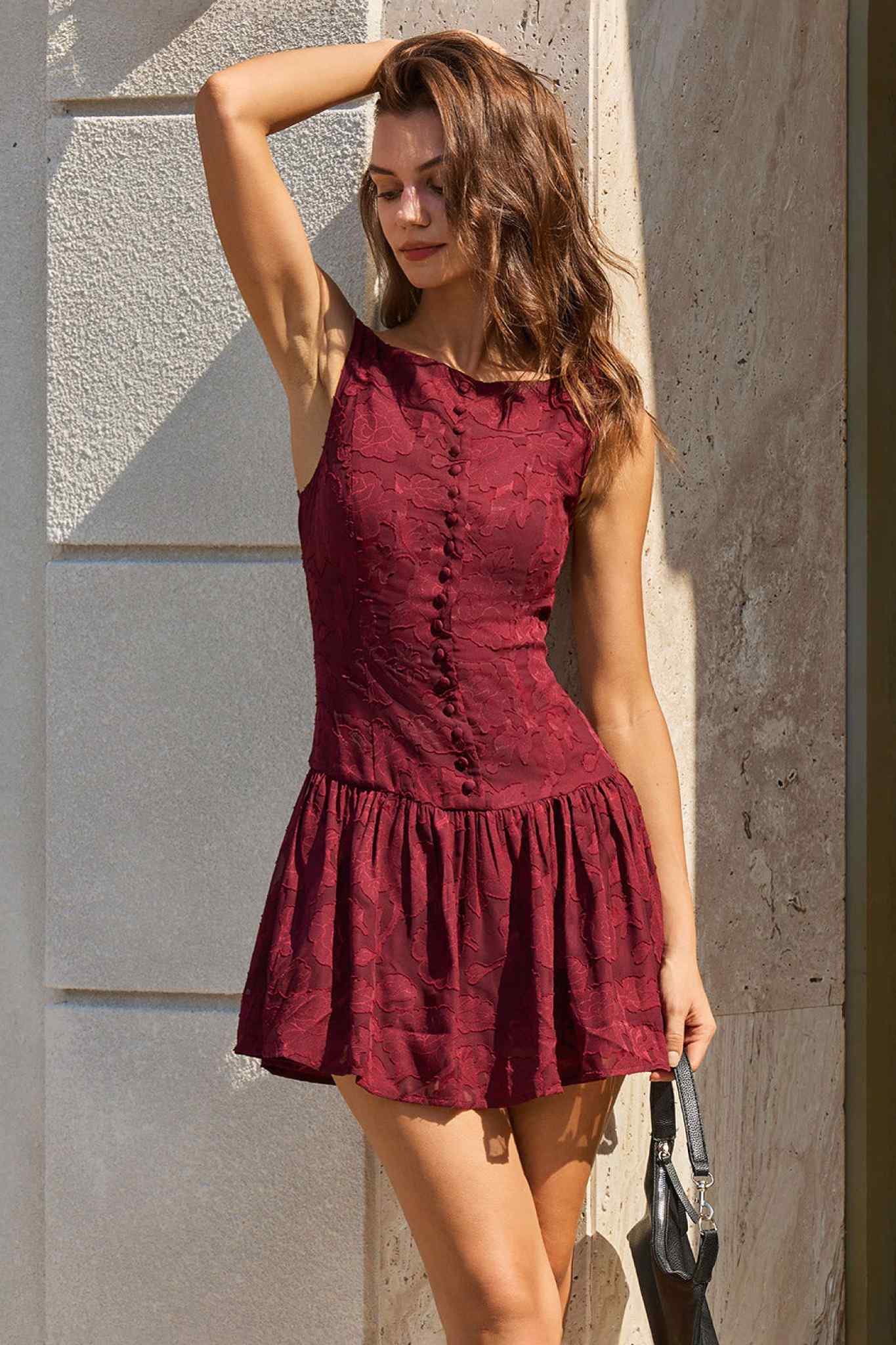Ezabutus Solid Color Sleeveless Pleated Casual Dress
