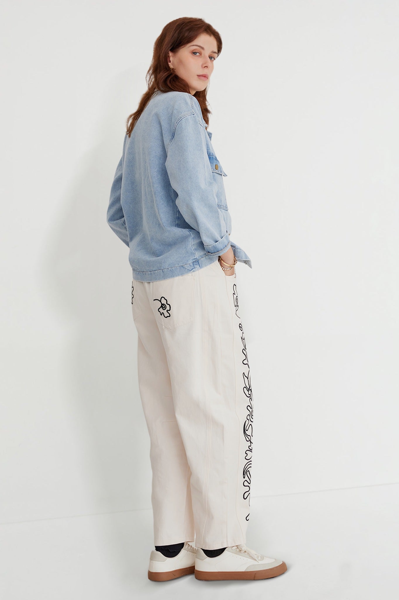 Mid-Rise Embroidered Straight Leg Jeans